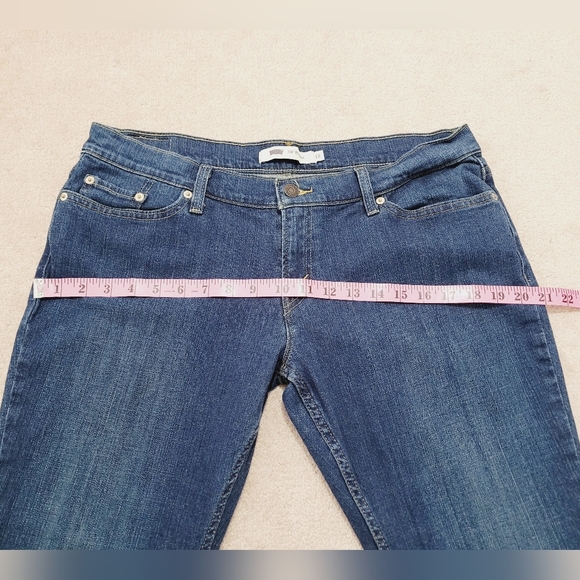 Levi’s 524 Bootcut Jeans Women’s Size 13 W31 L30 Dark Wash Stretch Denim  Casual - Picture 7 of 13